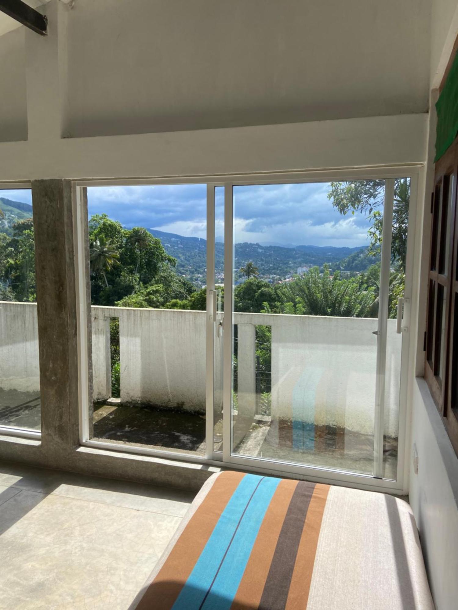 Upland Inn Kandy Exteriör bild